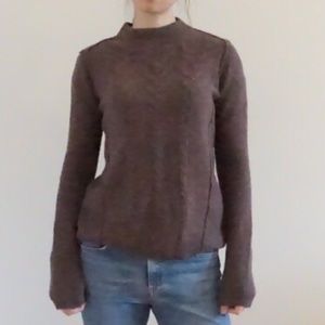 FREE PEOPLE Dust color wool sweater